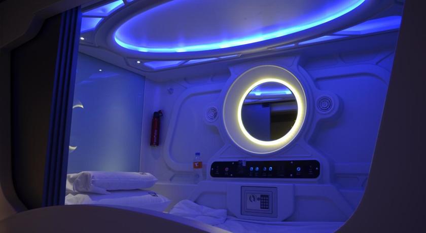 Time Capsule Hotel Джорджтаун Экстерьер фото