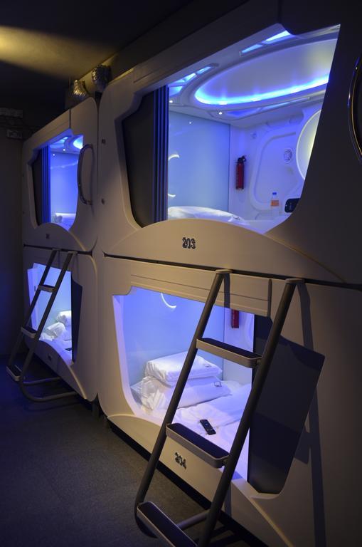 Time Capsule Hotel Джорджтаун Экстерьер фото